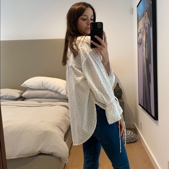 H&M shirt. - Picture 5 of 10